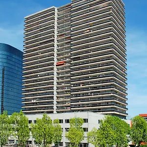 - - - - - Au Sixieme Ciel - - - - - Apartment Brussels