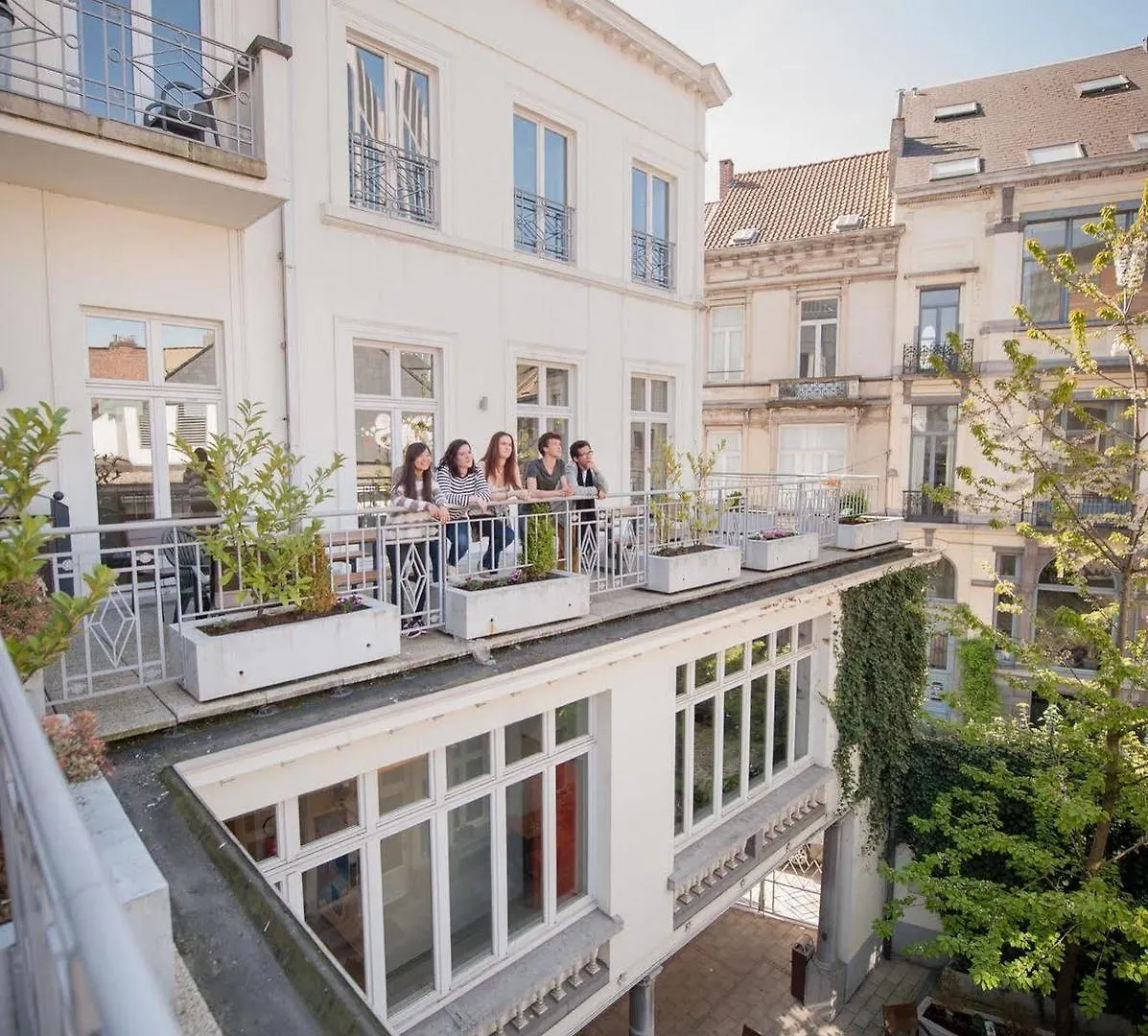 Hi Brussels Jacques Brel Hostel